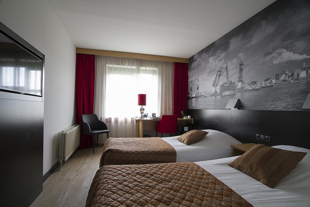 Bastion Hotel בארנדרכט מראה חיצוני תמונה